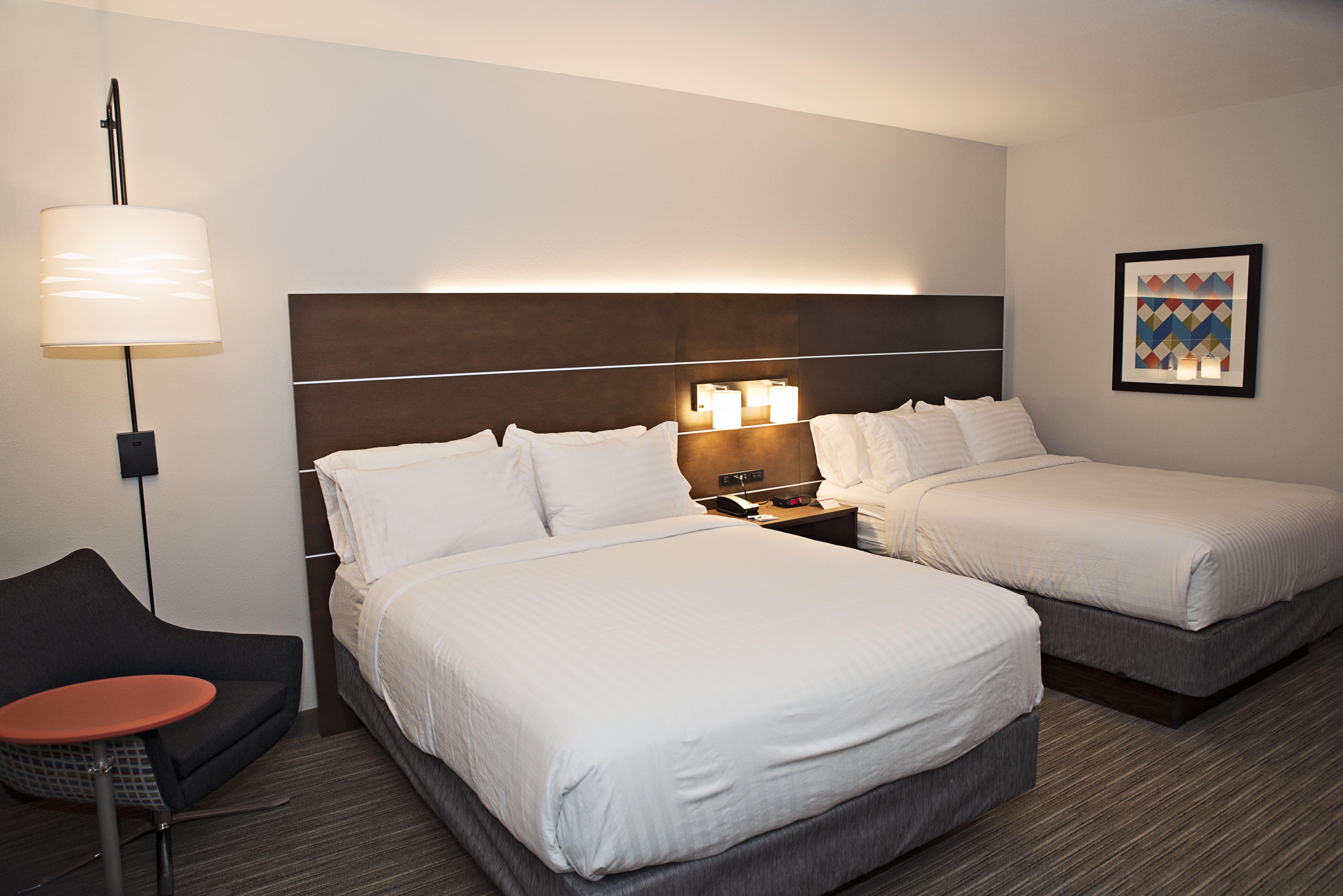 Holiday Inn Express & Suites - Sterling By Ihg Exterior photo