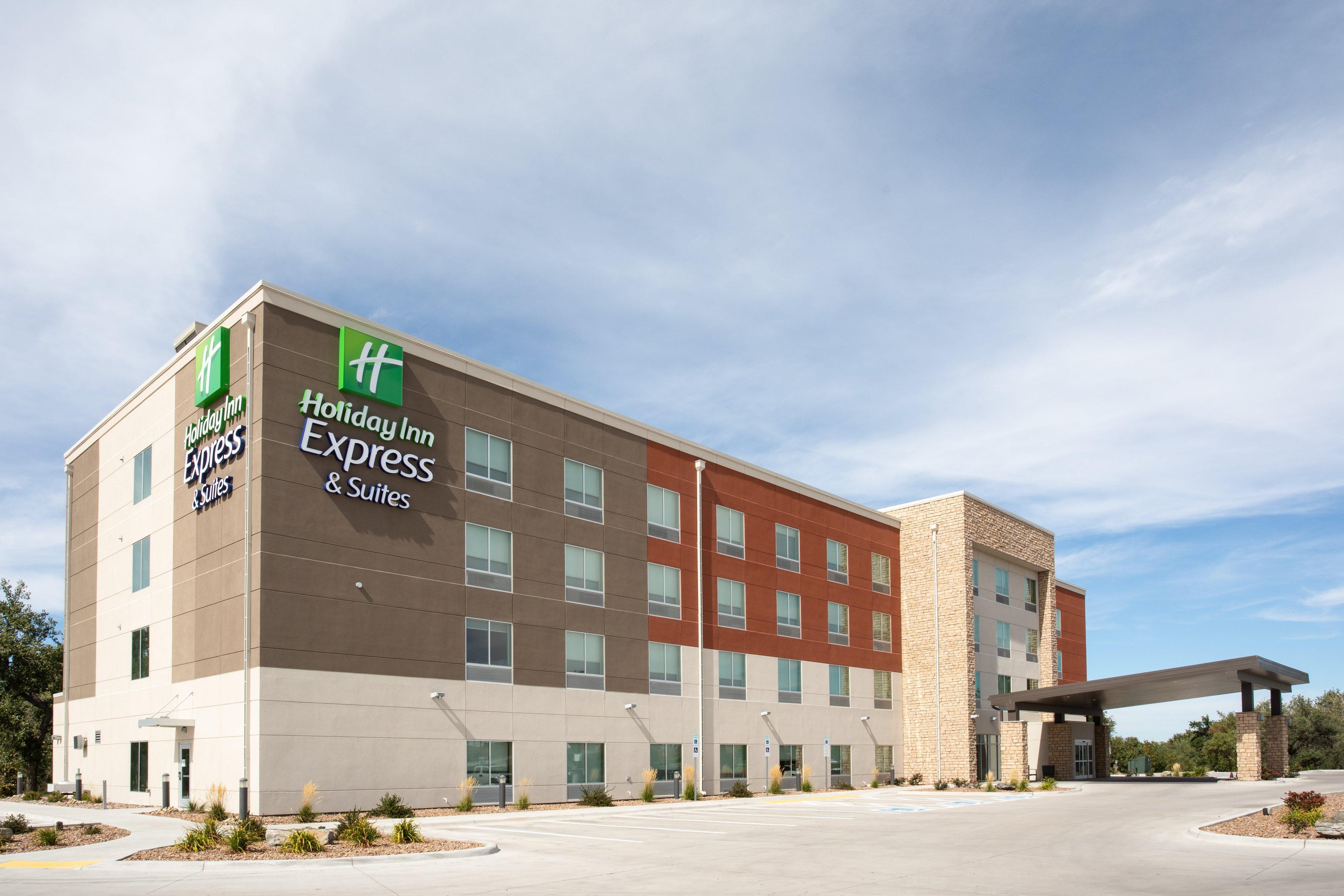 Holiday Inn Express & Suites - Sterling By Ihg Exterior photo