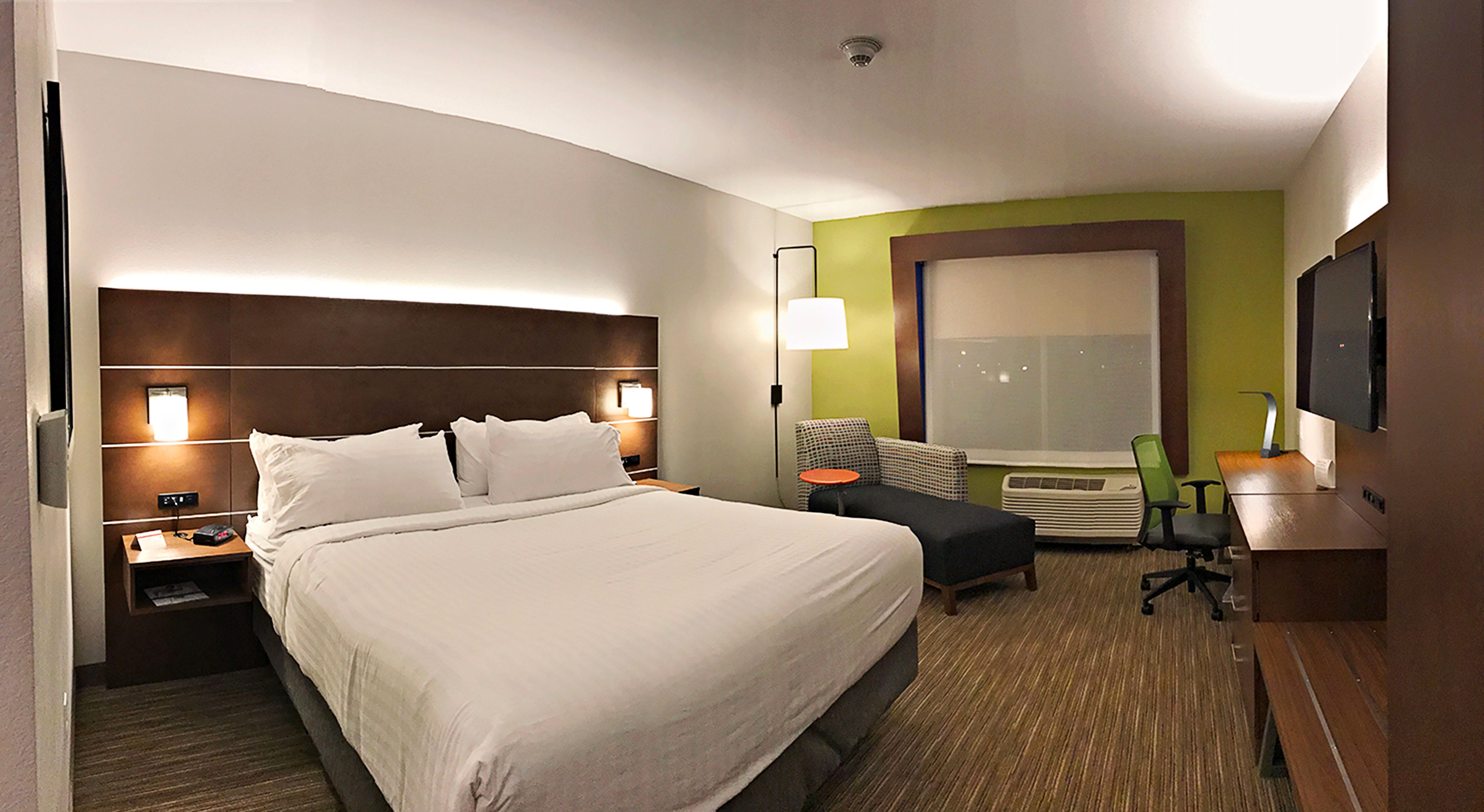 Holiday Inn Express & Suites - Sterling By Ihg Exterior photo